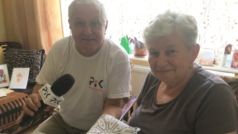 Wojciech Sobociński z Anną Mazurkiewicz, hafciarką artystyczną. Fot. Krystian Makowski.