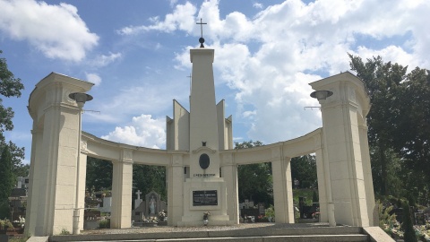 Mauzoleum ks. Piotra Wawrzyniaka na cmentarzu parafialnym w Mogilnie. Fot. Krystian Makowski