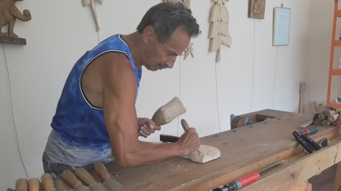 Janusz May, rzeźbiarz. Fot. Sławomir Nowak.