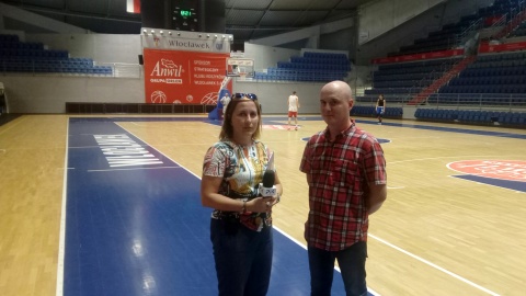 W Hali Mistrzów Monika Kaczyńska rozmawiała z dyrektorem z dyrektorem klubu Anwil Włocławek, Hubertem Hejmanem. Fot. Jan Duks.