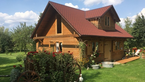 Malowniczy domek z Zielnowie. Fot. Krystian Makowski.