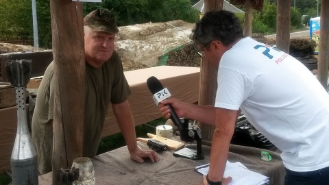 Dariusz Gross z Piotrem Przybylski, rekonstruktorem. Fot. Anna Wilkowska