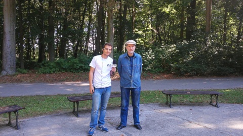 Damian Klich z historykiem, Leszkiem Skazą. Fot. Jan Duks.