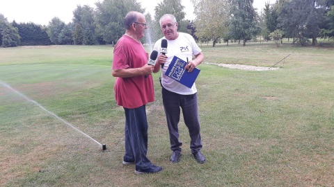 Wojciech Sobociński i Telesfor Horodecki, właściciel pola golfowego w Olszewce . Fot. Sławomir Nowak.