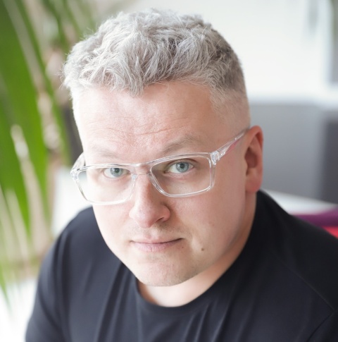 Dr Bartosz Maziarz