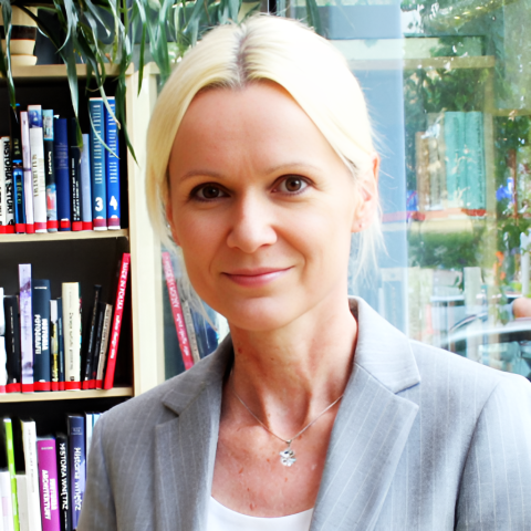 Prof. Magdalena Redo: 48 proc. mieszkańców regionu ma długi. Jesteśmy w krajowej czołówce