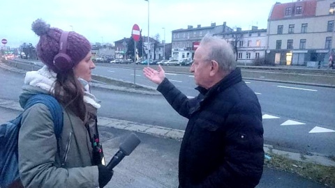 Obecnie przez Chełmionkę przebiega szeroka na dwa pasy w każdą stronę droga, a niebawem pojedzie też tramwaj. Fot. Michał Zaręba