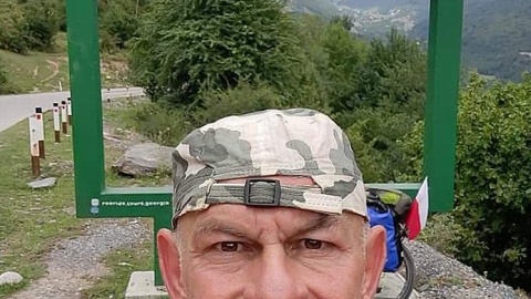 Swoją listę marzeń w podróżach na rowerze Jarosław Kaptajn zrealizował dopiero w 30 procentach. Fot. facebook.com/jaroknarowerze