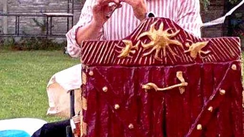 Robert Poryziński ze swoim „Teatrem Miejsca” w trasie. Fot. nadesłane