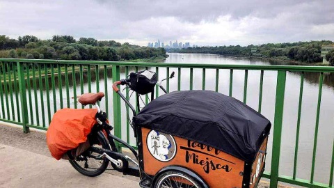 Robert Poryziński ze swoim „Teatrem Miejsca” w trasie. Fot. nadesłane