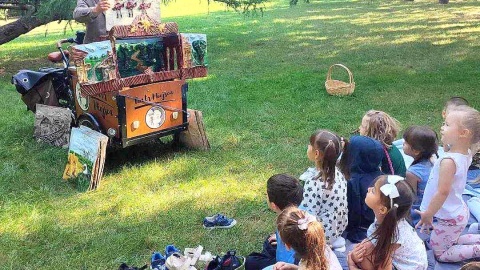 Robert Poryziński ze swoim „Teatrem Miejsca” w trasie. Fot. nadesłane