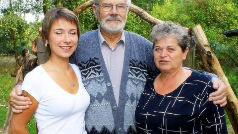 Agata Przybyła z rodzicami w czasach studenckich. Fot. nadesłane