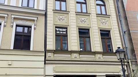 Ulica Długa, onegdaj największa i najbogatsza w Bydgoszczy, pustoszeje. Fot. Żaneta Walentyn/PR PiK