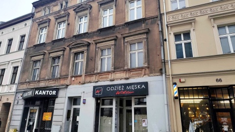 Ulica Długa, onegdaj największa i najbogatsza w Bydgoszczy, pustoszeje. Fot. Żaneta Walentyn/PR PiK