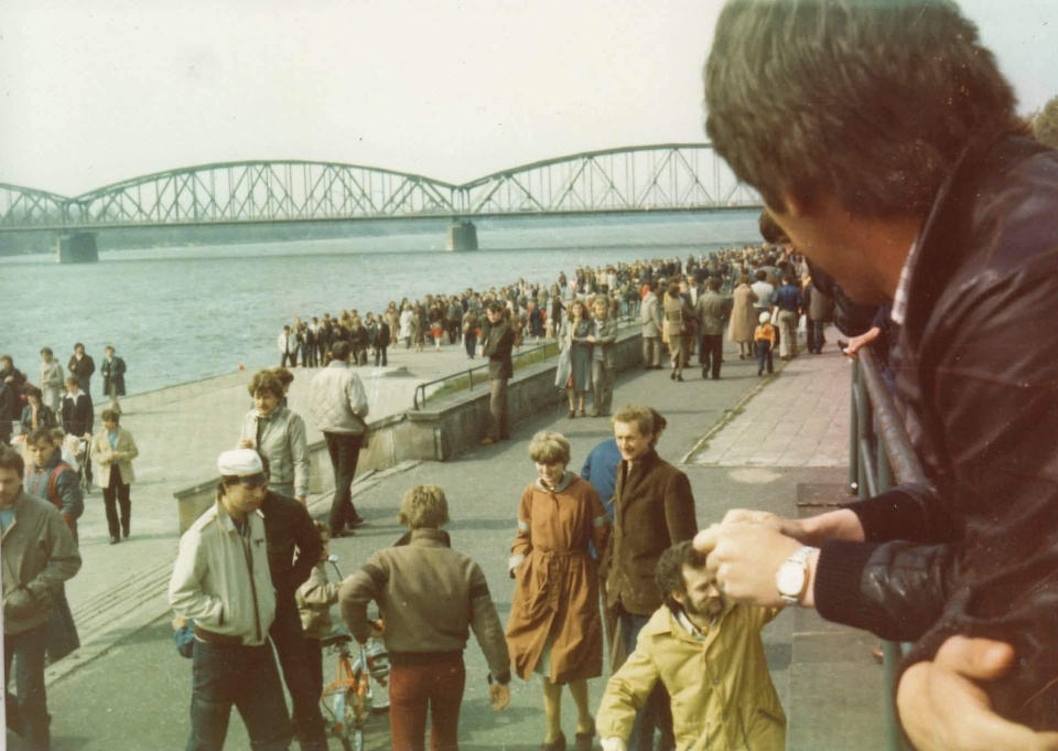 Zdjęcie wykonane 1 maja 1982 roku/fot. Artur Wiśniewski