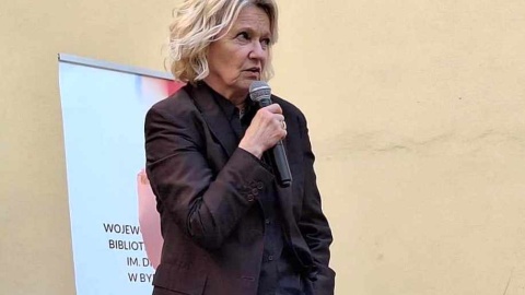 Maria Pakulnis na spotkaniu w ramach „Tygodnia Bibliotek” w Bydgoszczy. Fot. Bogumiła Wresiło