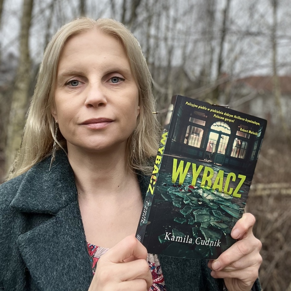 Kamila Cudnik promuje swoją książkę. Fot. nadesłane