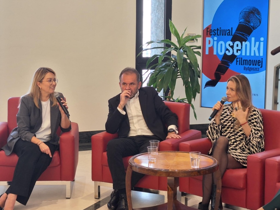 Na Festiwalu Piosenki Filmowej w Bydgoszczy wystąpią m.in. Kinga Burzyńska, Robert Kijak i Anna Karwan/fot: Bogumiła Wresiło