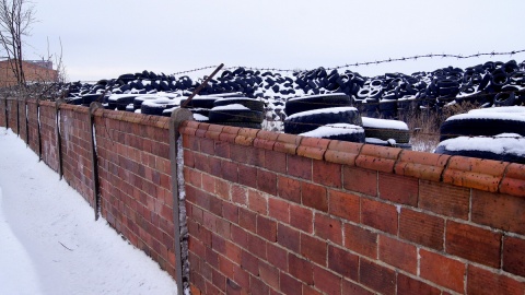 Składowisko opon w Unisławiu. Fot. Henryk Żyłkowski