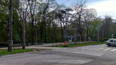 Czy na każdym skrzyżowaniu przy ul. Bydgoskiej w Toruniu potrzebna jest sygnalizacja świetlna? Fot. Adriana Andrzejewska-Kuras