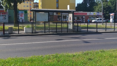Przystanki autobusowe, które miały zamienić się w zielone wiaty, pozostawiają wiele do życzenia. Fot. Adriana Andrzejewska-Kuras