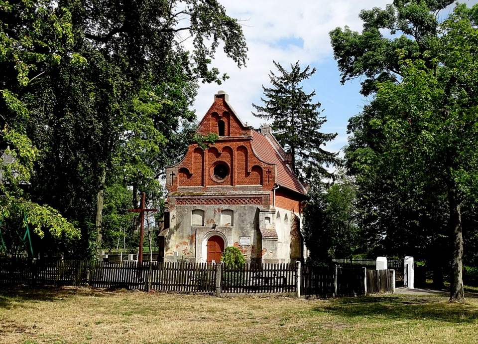 XV-wieczny kościół św. Macieja w Orlu. Fot. pl.wikipedia.org