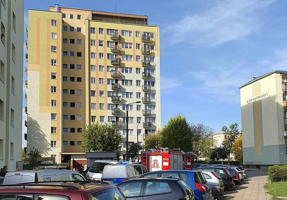 Wozy bojowe straży pożarnej nie mogły dojechać do pożaru. Fot. facebook.com/Bydgoszcz998