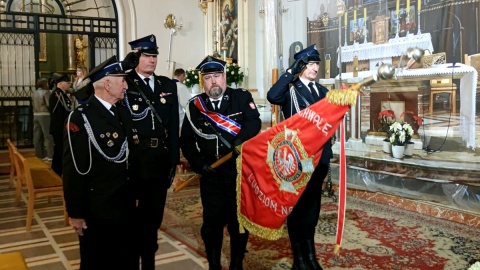 Przed Mszą Świętą Rezurekcyjną w kościele pw. Wniebowzięcia Najświętszej Maryi Panny w Radziejowie. Fot. Dawid Cysewski/PR PiK
