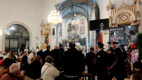 Msza Święta Rezurekcyjna w kościele pw. Wniebowzięcia Najświętszej Maryi Panny w Radziejowie. Fot. Dawid Cysewski/PR PiK