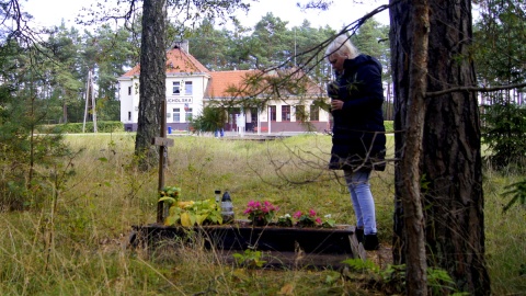Jaką tajemnicę kryje grób nieopodal stacji w Lipowej Tucholskiej. Fot. Henryk Żyłkowski