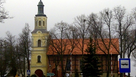 Kościół pw. św. Wojciecha w Parchaniu. Fot. pl.wikipedia.org