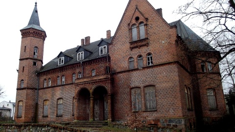 Dwór w Radzimiu. Fot. parki.kujawsko-pomorskie.pl/kpk
