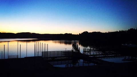 Zmierzch nad plażą w Górznie. Fot. facebook.com/mojegorzno