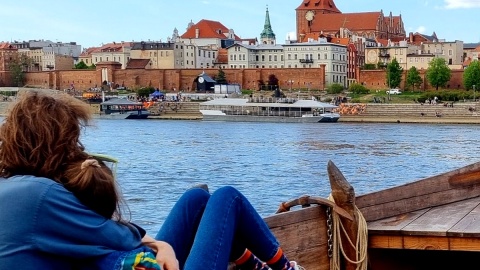 Rejsy łodzią „Nasuta Copernicus” są jedną z najpoularniejszycyh atrakcji wiślanych w Toruniu. Fot. Marcin Karasiński