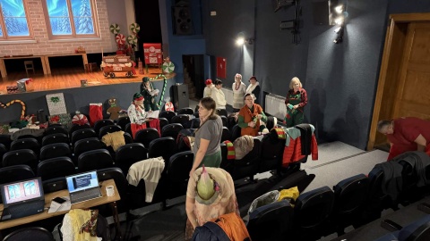 Mogileński Dom Kultury - próba teatralna seniorów/fot. Tomasz Kaźmierski