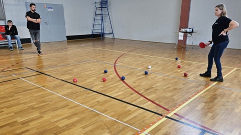 Boccia to sport, który mogą uprawiać wszyscy, nawet osoby z dużą niepełnosprawnością/fot.: Adriana Andrzejewska-Kuras