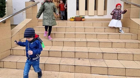 Celina i Łukasz Antczakowie wychowują dzieci z niepełnosprawnościami, między innymi z zespołem FAS/fot.: nadesłane