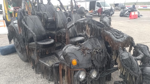 Pasjonaci motoryzacji spotkali się w Toruniu i wzięli udział w Motobazarze/fot.: Michał Zaręba