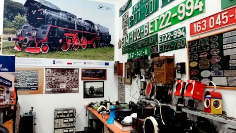 Z wizytą w „Kolejowej Izbie Tradycji” na Dworcu Głównym w Toruniu. Fot. Michał Zaręba/PR PiK