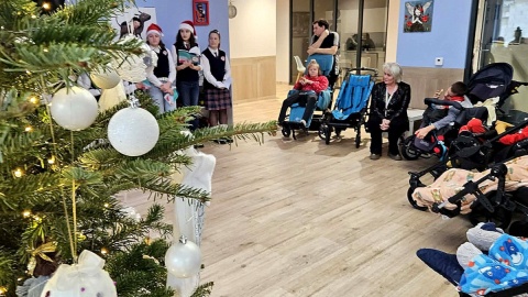 W okresie świątecznym w Hospicjum dla Dzieci „Nadzieja” jest szczególnie wesoło i kolorowo. Fot. Adriana Andrzejewska-Kuras/PR PiK