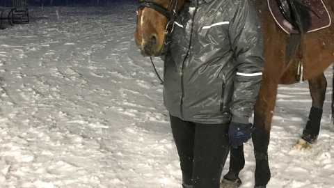 Skrzywdzone, zbolałe, głodzone konie bierze pod swoje skrzydła Fundacja „Equlistic Harmony”. Fot. „Equlistic Harmony”