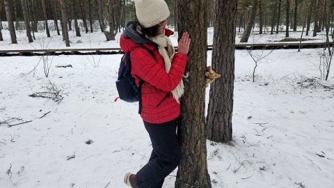 Przewodniczka kąpieli leśnych z Torunia - Agnieszka Kreft. Fot. Adriana Andrzejewska-Kuras/PR PiK