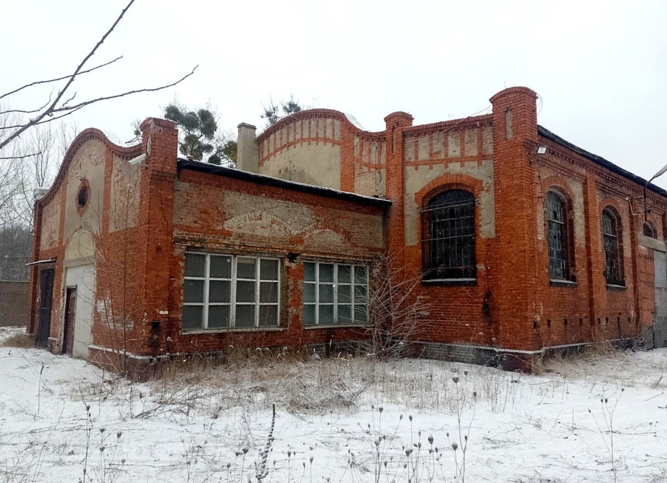 W tym historycznym budynku funkcjonowała kiedyś pruska ujeżdżalnia koni. Fot. Michał Zaręba/PR PiK