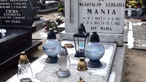 Grób Władysława Mani na cmentarzu parafialnym w Sępólnie Krajeńskim. Fot. krajna.com.pl/zbiory prywatne Jana Mani