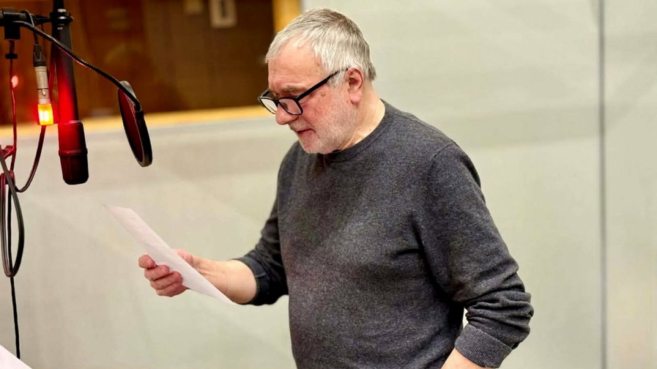 Leon Charewicz w trakcie nagrań do audiodokumentu pt. „Tu się nie płacze” w Teatrze Polskiego Radia