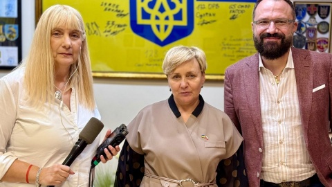 Żaneta Walenty oraz Elena Morozowa-Domagalska i Sławomir Miodowski ze Stowarzyszenia „Kujawsko-Pomorski Dom Ukraiński”. Fot. Izabela Langner/PR PiK