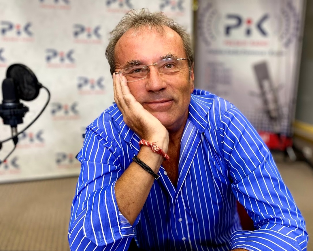 Prof. Piotr Biskupski w studiu Polskiego Radia PiK. Fot. Magda Jasińska