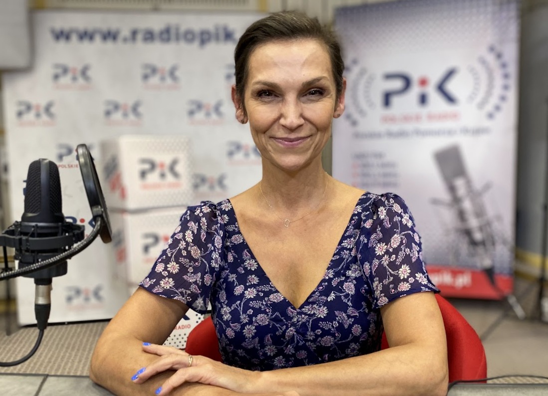 Olga Bończyk w studiu Polskiego Radia PiK. Fot. Magda Jasińska