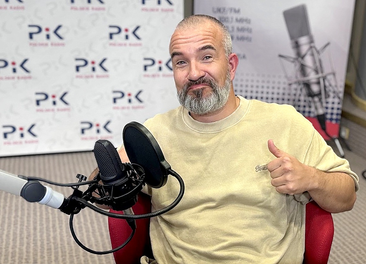 Daniel Moszczyński w studiu Polskiego Radia PiK. Fot. Magda Jasińska