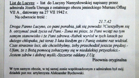 "Admirał i dziewczyna" - z wizytą w muzeum Józefa Unruga w Sielcu. Fot. Henryk Żyłkowski